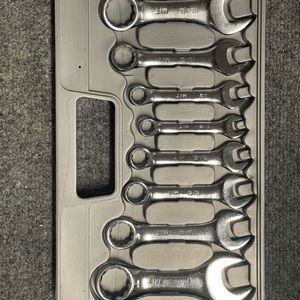 China pre-owned-never used set of stainless steel wrench set